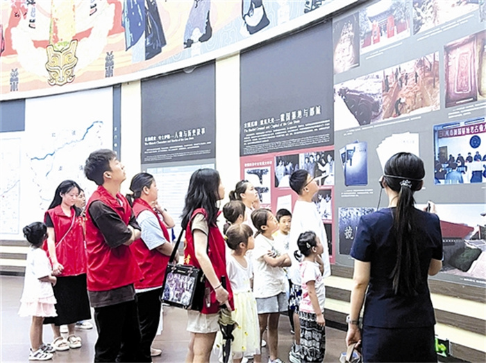 huxp5786_b.jpg huxp5786_b.jpg