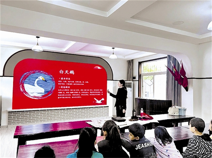 huxp5c37_b.jpg huxp5c37_b.jpg