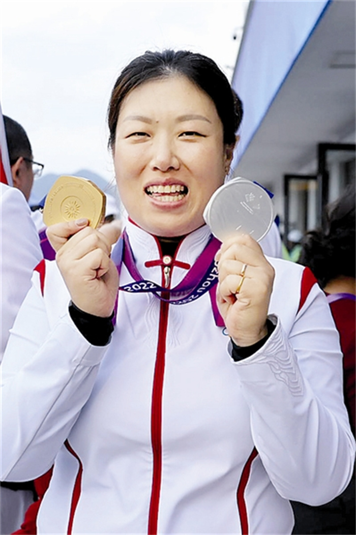 aihz3a18_b.jpg aihz3a18_b.jpg