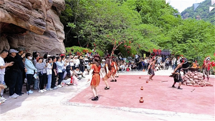 xiazh4779_b.jpg xiazh4779_b.jpg