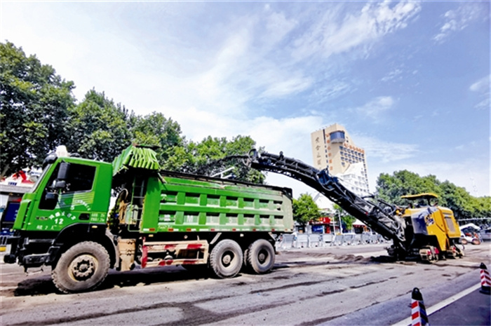 huxp4817_b.jpg huxp4817_b.jpg