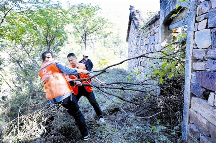 xiazh4b150_b.jpg xiazh4b150_b.jpg