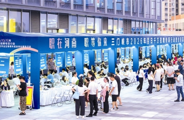 wangyw68181_b.jpg